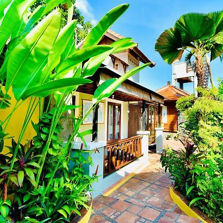 Villa Naga Maya Legian Eksteriør billede