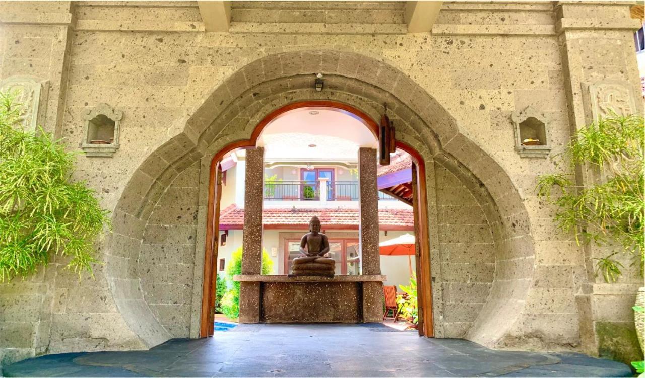 Villa Naga Maya Legian Eksteriør billede