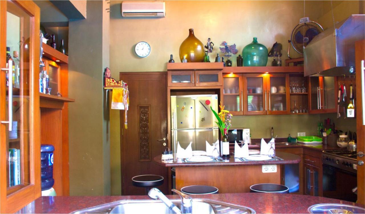 Villa Naga Maya Legian Eksteriør billede